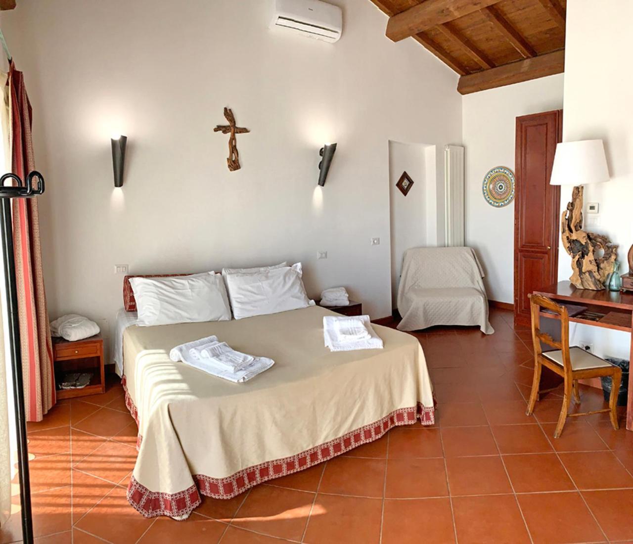 Resort Fonte Vulci Canino Bagian luar foto
