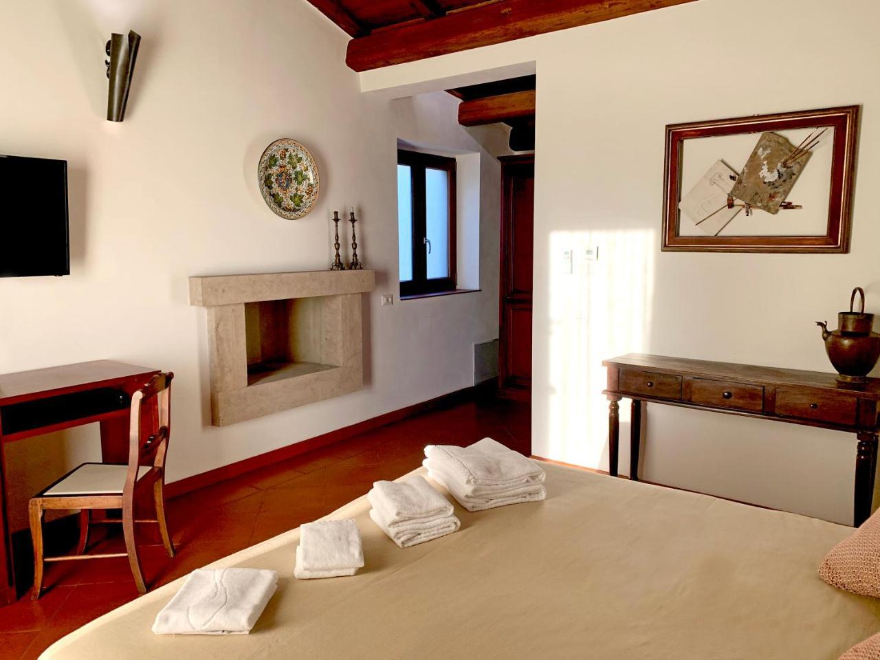 Resort Fonte Vulci Canino Bagian luar foto